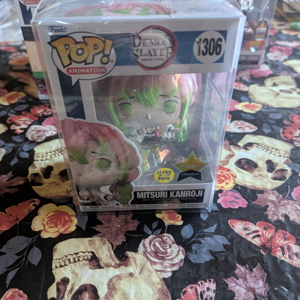 Funko Pop! Animation Mitsuri Kanroji Figure - Green and Pink